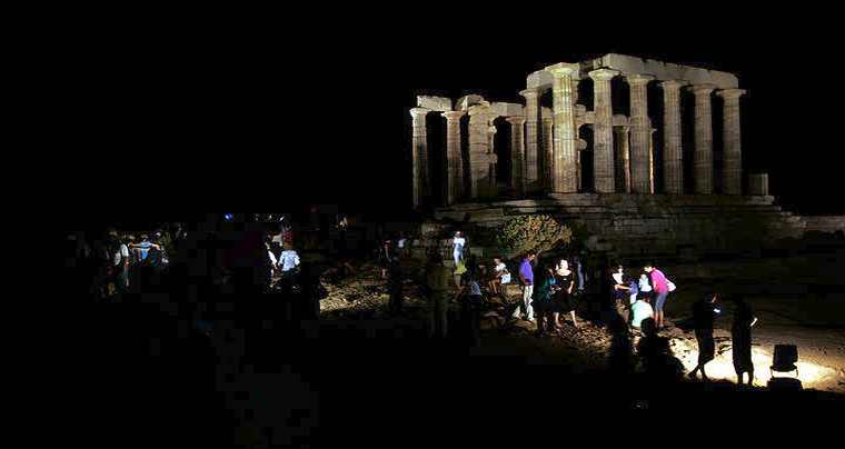 Εκδηλώσεις σε αρχαιολογικούς χώρους και μουσεία για την πανσέληνο