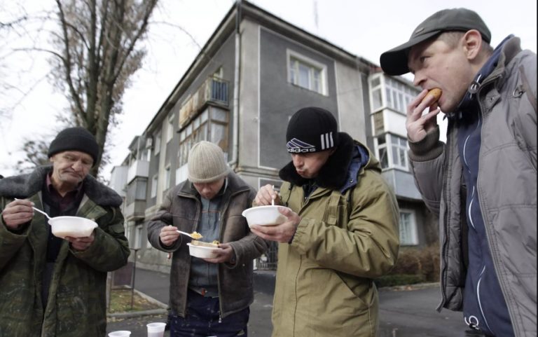 Φτώχεια, ανεργία και πληθωρισμός, τα μεγάλα ζητήματα που απασχολούν τους Ρώσους