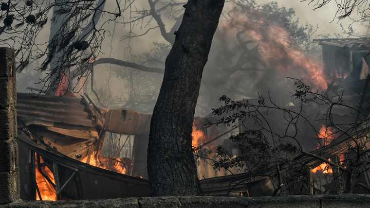 Ασύλληπτη τραγωδία: Τουλάχιστον 49 οι νεκροί από τις πυρκαγιές στην Ανατολική Αττική