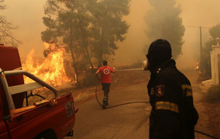 Ολοκαύτωμα στην Αττική