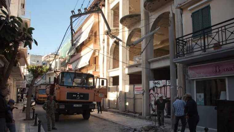 Ακατάλληλα 72 κτίρια στη Ζάκυνθο λόγω του σεισμού