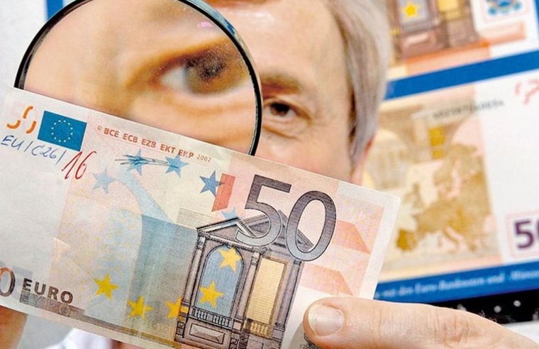 Η ΕΚΤ δίνει μάχη να μειωθούν τα πλαστά χαρτονομίσματα