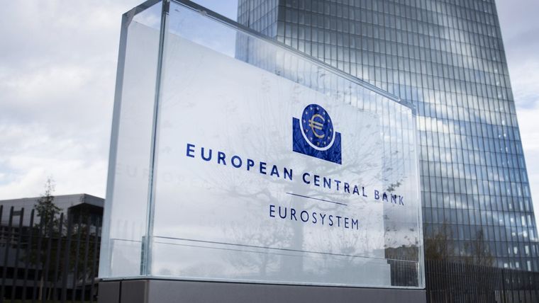 Ευρύ δημόσιο διάλογο ξεκινά η ΕΚΤ για τον τρόπο που θα ασκεί τη νομισματική πολιτική της
