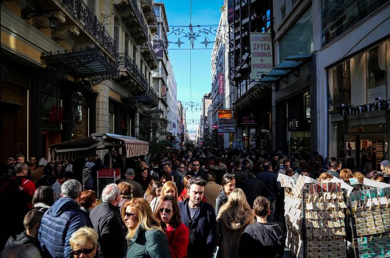 Συναισθηματικοί, αλλά όχι περισσότερο από τον υπόλοιπο δυτικό κόσμο, οι σύγχρονοι Έλληνες