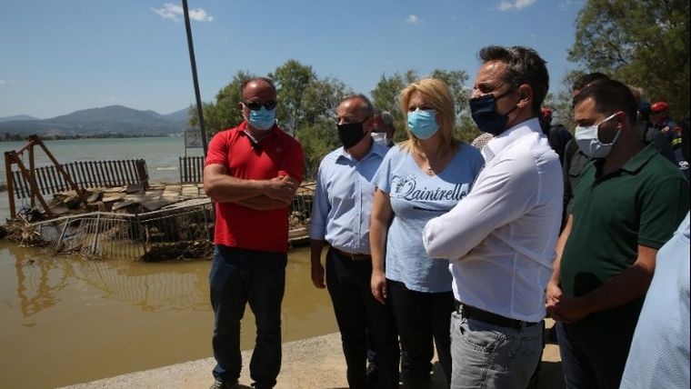 Στην Εύβοια ο πρωθυπουργός, επισκέπτεται τις πληγείσες περιοχές