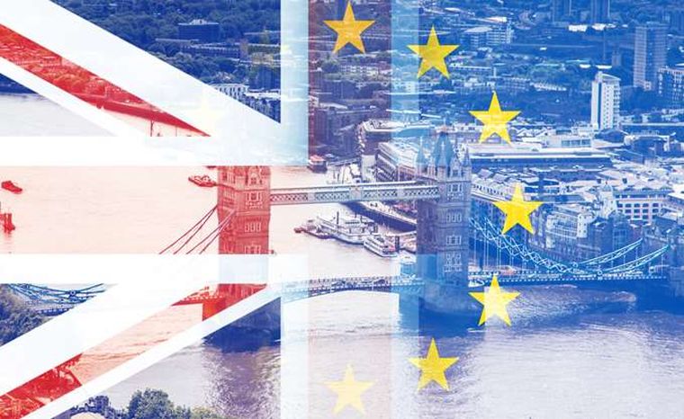 Διπλό σοκ για Ην. Βασίλειο από Covid-19 και Brexit άνευ συμφωνίας