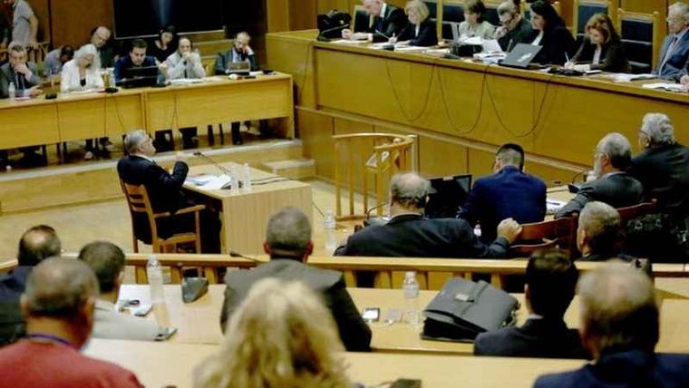 Ημέρα 0 στη δίκη της Χρυσής Αυγής: Οι κατηγορούμενοι και οι κατηγορίες