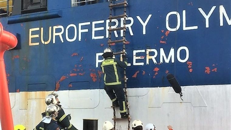 Στον Αστακό έφτασε το «Euroferry Olympia»