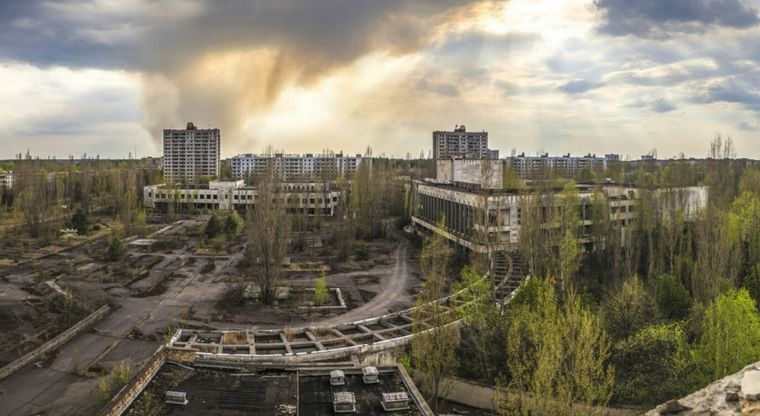 Γραμμή υψηλής τάσης στον πυρηνικό σταθμό Τσερνόμπιλ, επλήγη από ρωσικές στρατιωτικές δυνάμεις