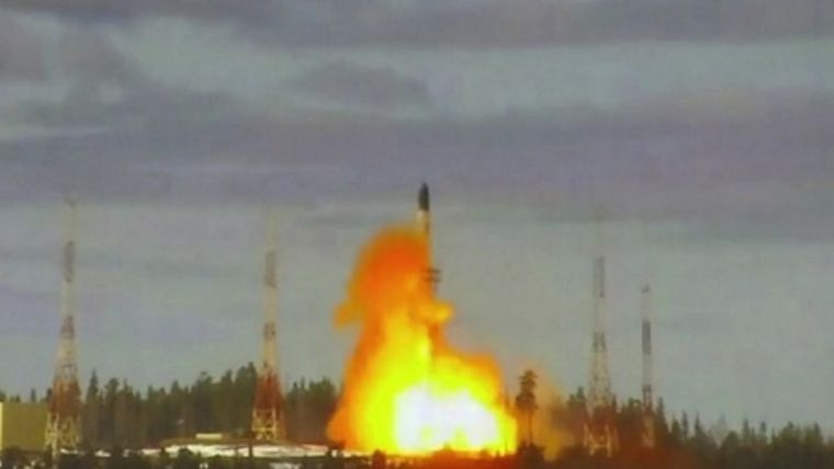 Η Ρωσία πραγματοποίησε δοκιμή νέου διηπειρωτικού πυραύλου, που όμοιος του δεν υπάρχει