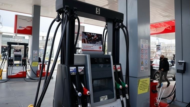 Σε λειτουργία μέσω του vouchers.gov.gr το Fuel Pass για την επιδότηση καυσίμων κίνησης