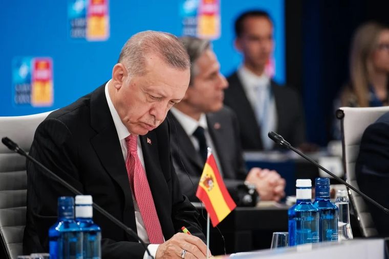 Τουρκία και Βρετανία θα προσκληθούν στην πρώτη σύνοδο της “Ευρωπαϊκής Πολιτικής Κοινότητας”