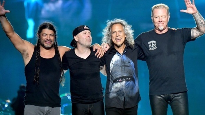 Οι Metallica ζητούν τη βοήθεια των θαυμαστών