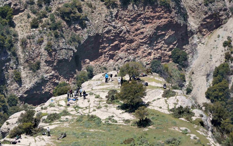 Φωτογραφίζοντας τα αεροσκάφη που χορεύουν στα φαράγγια