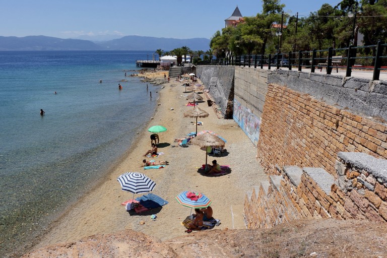 Πρόσκληση εκδήλωσης ενδιαφέροντος για την εκμίσθωση τμημάτων αιγιαλών σε όλη τη χώρα