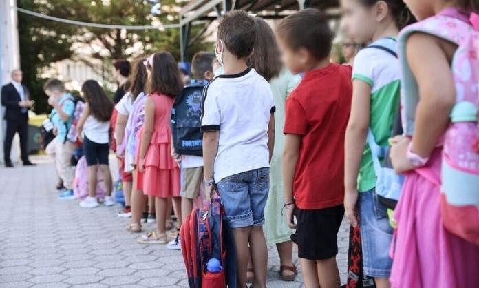 Πρώτο κουδούνι σήμερα στα σχολεία