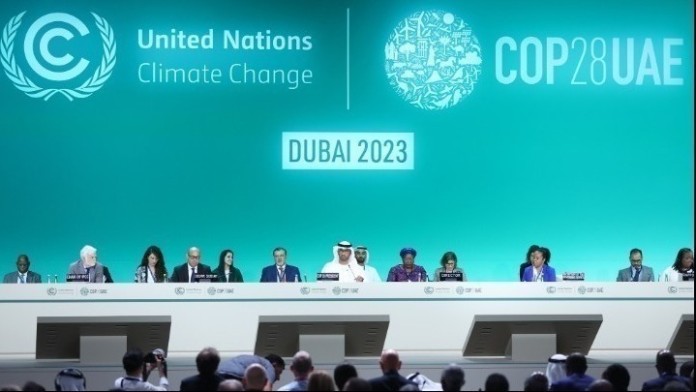 COP28: «Ούτε λεπτό για χάσιμο» καθώς η Διάσκεψη για το Κλίμα εισέρχεται στην τελική ευθεία