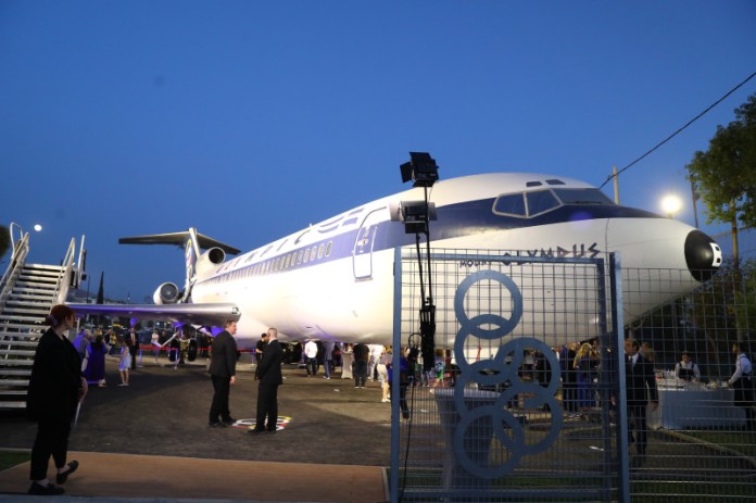 Εγκαίνια για το Boeing B727 ως μνημείου ιστορίας - DIMOPRASIONGR
