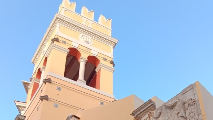 Κέρκυρα: Το εμβληματικό κωδωνοστάσιο της παλαιάς ενετικής εκκλησίας «Aνουντσιάτα», αφηγείται τη μακραίωνη ιστορία του - DIMOPRASIONGR
